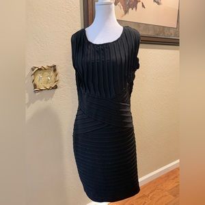 ☘️AA Studio stretch textured dress Size 14